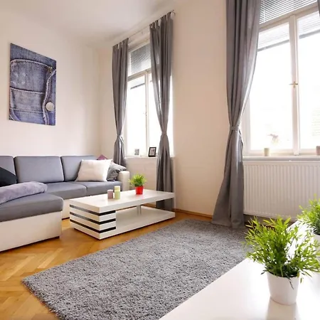 Apartamento Nice Near Wenceslas Square
