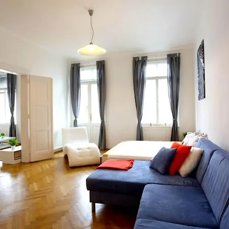 Nice Near Wenceslas Square Apartamento